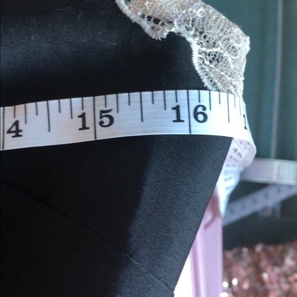 🚫 SOLD 🚫 Adelyn Rae Lace Fit and Flare dress - Picture 3 of 5